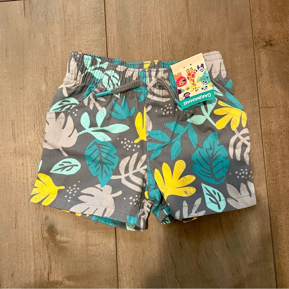 Garanimals 3-6M shorts